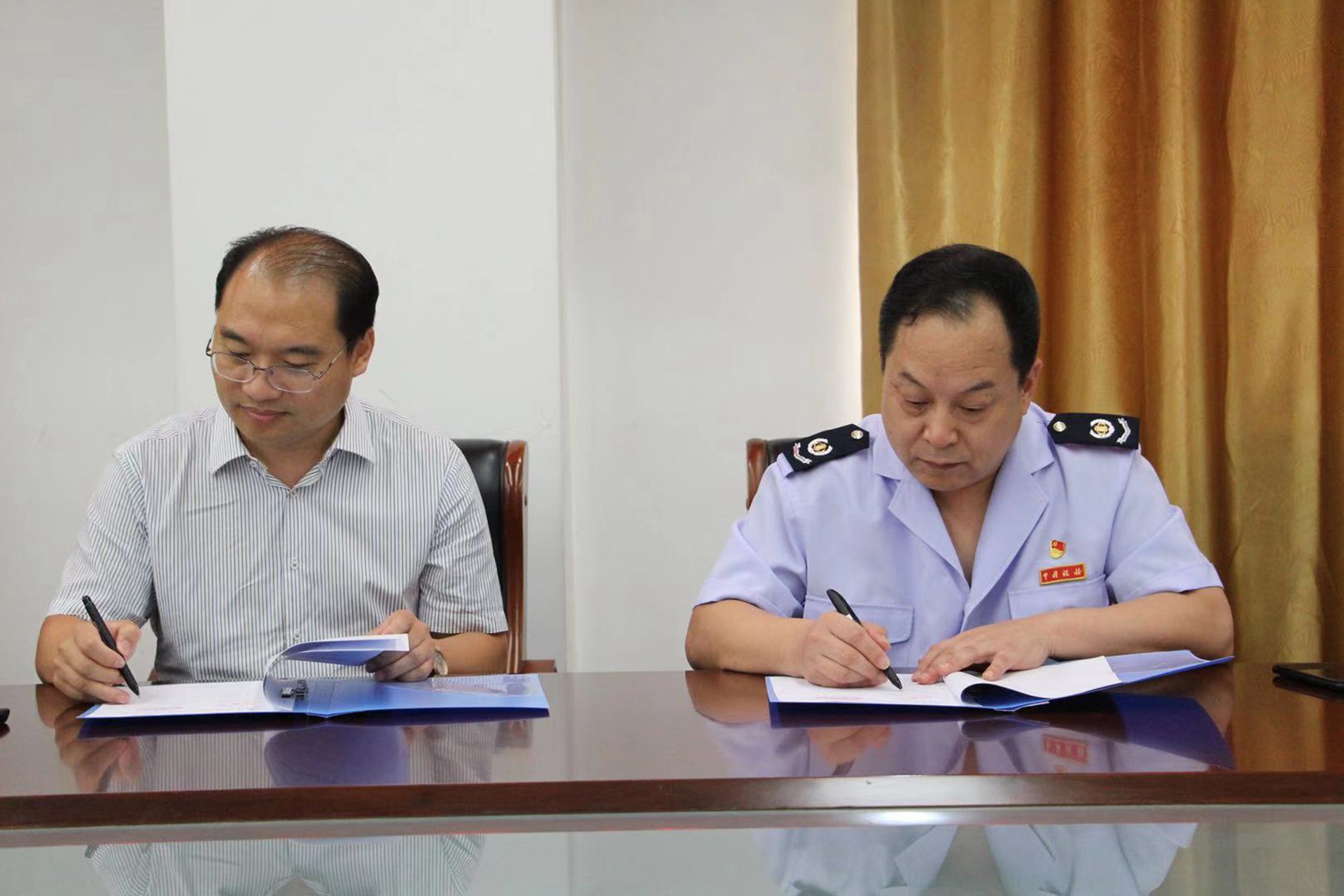 天基律师事务所担任国家税务总局长葛市税务局法律顾问